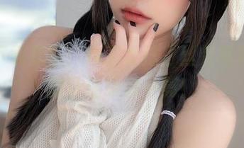高清下载专区：布丁大法白丝足写真，绝对让你眼前一亮！