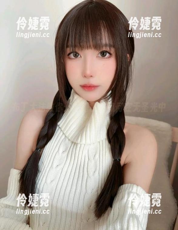 布丁大法教你:黑糖拿铁如何在无圣光中绽放美图-伶婕霓 布丁大法教你:黑糖拿铁如何在无圣光中绽放美图-伶婕霓