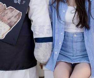 独家发布：“抱走莫子aa”丝袜写真合集，立即下载体验