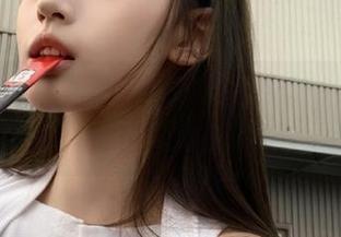 推女神 - 欣赏金BABY的毛衣艺术，原图与图集记录下绝美的一瞬间