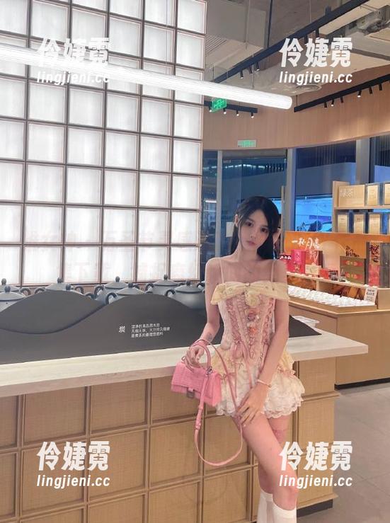 推女神 - 万圣节灵感满满，颖莹儿YY作品集下载，捕捉魔幻瞬间的绝美写真-伶婕霓