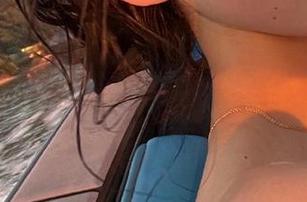 微密圈 - 看见美丽！是可馨耶23号球服写真图集中的迷人瞬间