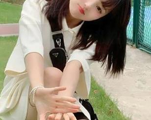 微密圈 - 果儿Victoria私拍清新绿丝袜套图，我的心脏又开始狂跳了，你们准备好了吗？