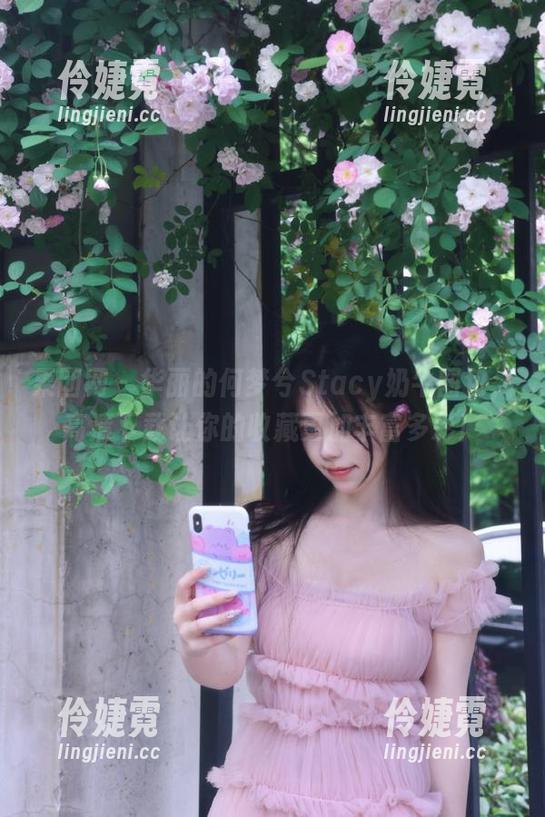 果团网 - 华丽的何梦兮Stacy奶牛图包，高清下载让你的收藏更加丰富多彩！-伶婕霓