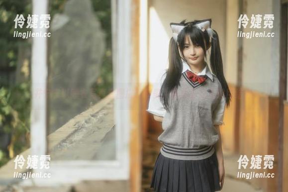 桜井宁宁以睡衣写真套图挑战审美，结果却让人瞠目结舌！-伶婕霓