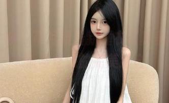 梦丝女神 - 花月舞最新睡衣写真美图，颜值与性感的完美结合
