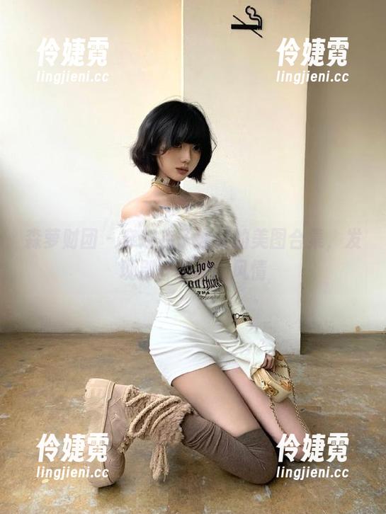 森萝财团 - 穿越卉子教室的美图合集,发现别样的校园风情-伶婕霓 森萝财团 - 穿越卉子教室的美图合集,发现别样的校园风情-伶婕霓