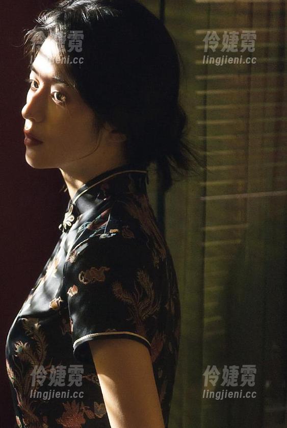 探索青春之美,森萝财团私拍红色校服美足少女套图让你心动不已-伶婕霓 探索青春之美,森萝财团私拍红色校服美足少女套图让你心动不已-伶婕霓