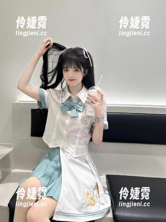 森萝财团独家写真集，赏析JK白丝诱惑的诱人风情-伶婕霓