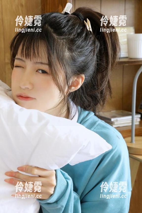 模范学院 - “Jennanni_Jen修女”风格写真图册：信仰与艺术交融的精彩合集，呈现错落的美感-伶婕霓