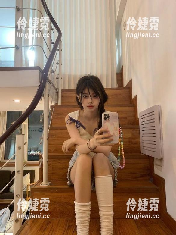 模范学院 - 柒喜小baby的日常作品集：在线畅游原图，感受生活的真实美好-伶婕霓