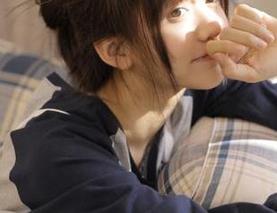 模范学院 - 柳侑绮Sevenbaby私拍美图合集，纯白氛围打造无与伦比的美感！
