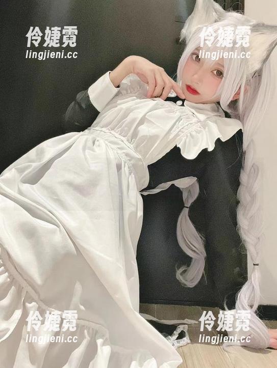 清颜颜子修女写真合集：宛如梦境的图包，带你领略清新不一样的风情！-伶婕霓