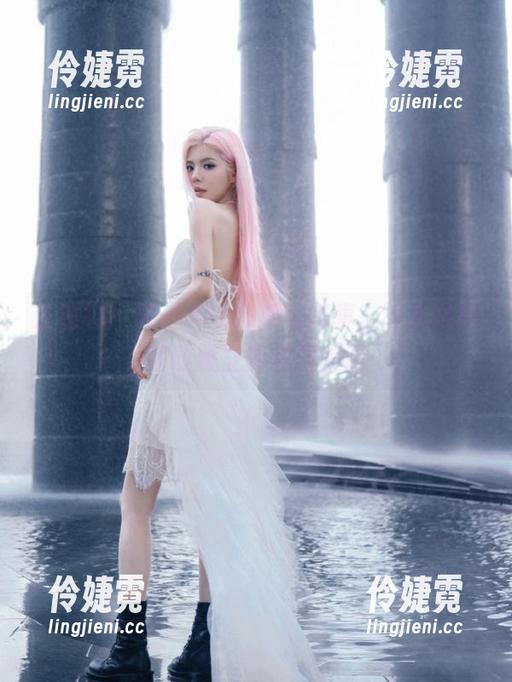 爱蜜社 - 梦心月女仆系列写真，下载链接请收藏立即获取美图-伶婕霓