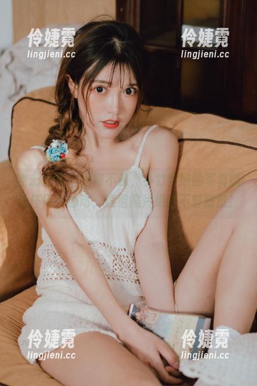 物恋传媒 - 不得不说，小竹学妹的写真能让任何人心动，这组照片绝对不容错过！-伶婕霓