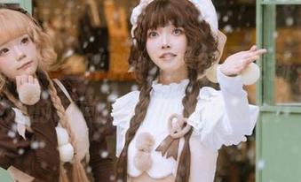 全新发布！王胖胖u眼镜图包更新，尽享她的时尚风格与独特魅力！