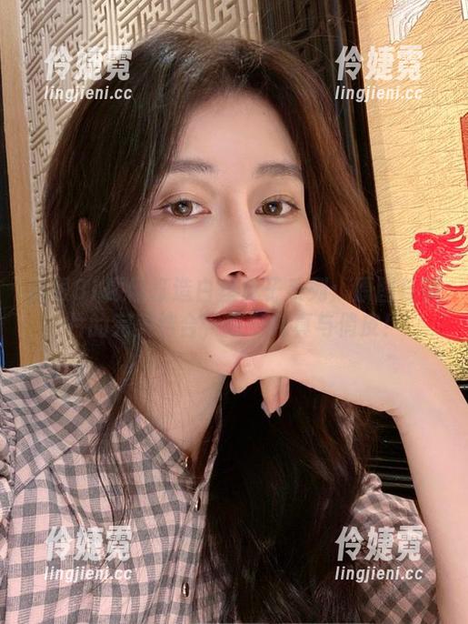 白银81倾情打造白丝兔子系列：原图与照片的完美结合，感受纯真与俏皮！-伶婕霓