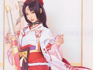 与神楽坂真冬一起畅游JK制服-第二版世界：无尽原图与美妙图片分享