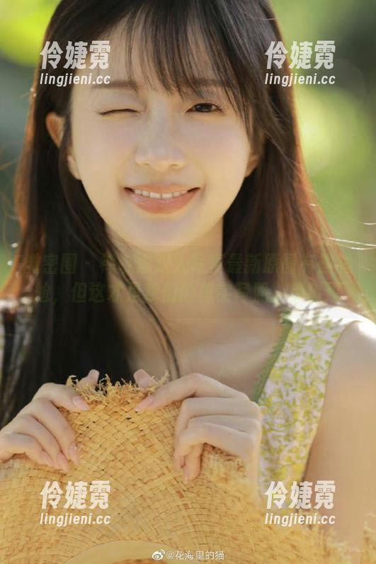 微密圈 - 禅院熏双人写真最新原图有些尴尬，但这才是我们的真实写照，别错过-伶婕霓