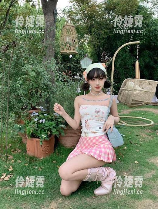 秀人网 - BABY_柒天使：高清作品展现纯净美感，唤醒心中最柔软的部分-伶婕霓