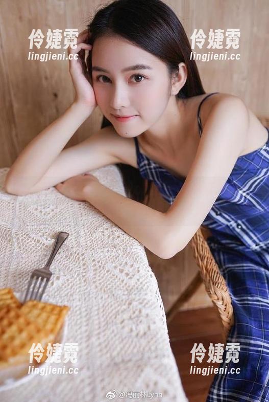 秀人网 - 随伊小七MoMo一起探索灰丝之美:原图与图集分享无尽灵感-伶婕霓 秀人网 - 随伊小七MoMo一起探索灰丝之美:原图与图集分享无尽灵感-伶婕霓