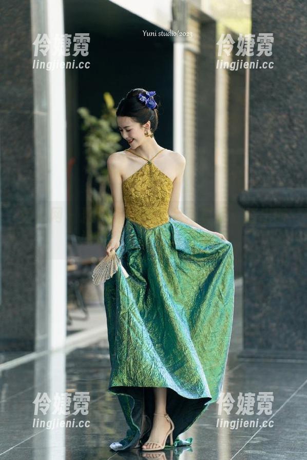 秀人网 - 精选兔妹妹美足写真集:踏出时尚之路,感受腿部之美-伶婕霓 秀人网 - 精选兔妹妹美足写真集:踏出时尚之路,感受腿部之美-伶婕霓