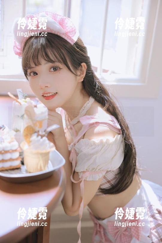 秀人网 - 优雅礼服与临场感：刘婷婷写真照片带你感受魅力-伶婕霓