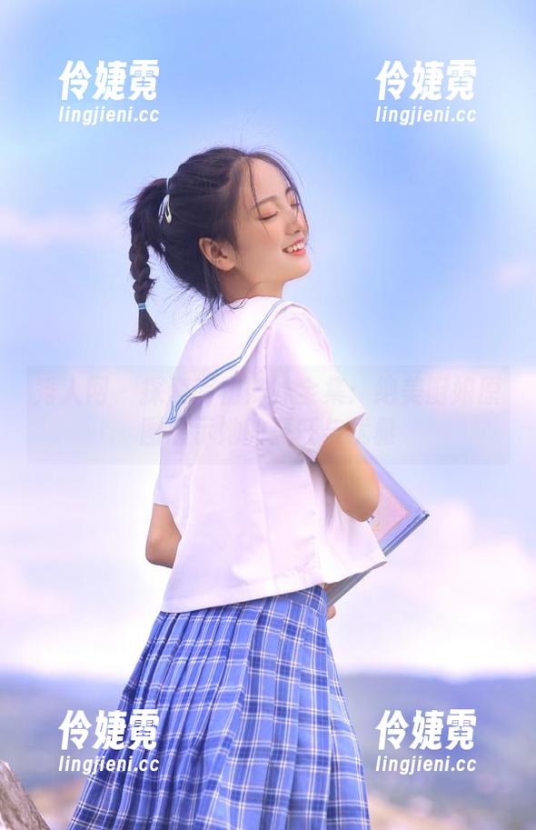 秀人网 - 探索南初妹妹全集：绝美厨娘原图展示她的烹饪与优雅-伶婕霓