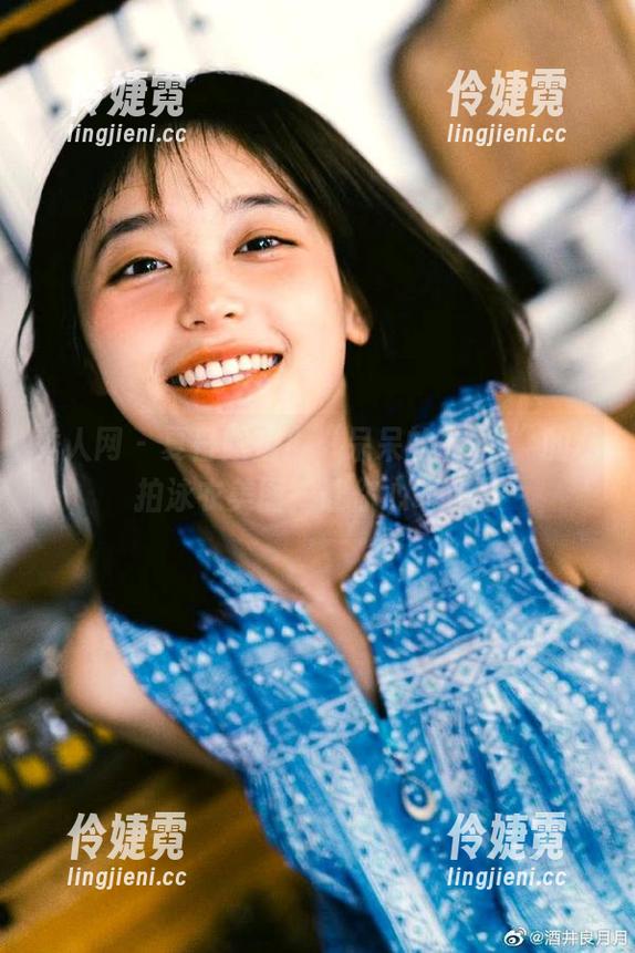 秀人网 - 夏日限定!“呆呆的瑞BB”的私拍泳衣美图,让你心动狂野-伶婕霓 秀人网 - 夏日限定!“呆呆的瑞BB”的私拍泳衣美图,让你心动狂野-伶婕霓