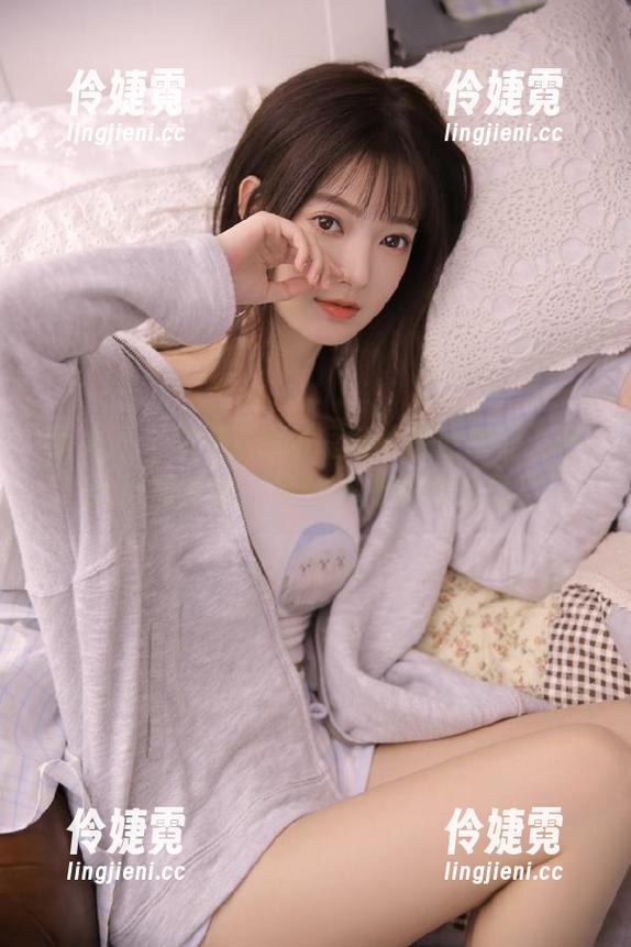 秀人网 - 安妮Tess短裙的魅惑瞬间:唯美原图壁纸,唤醒你的审美灵感!-伶婕霓 秀人网 - 安妮Tess短裙的魅惑瞬间:唯美原图壁纸,唤醒你的审美灵感!-伶婕霓