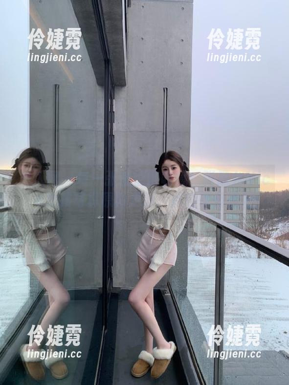 秀人网 - 每一张都值得收藏：张思允Nice女孩写真原图更新，尽情享受美好-伶婕霓