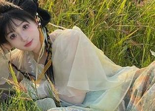 秀人网 - 杨紫嫣Cynthia写真集：清纯之美的绝美图片，唤醒你的心灵深处