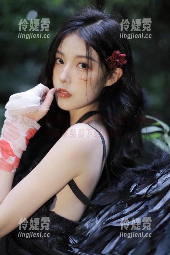 秀人网 - 探索白乐乐的修女风格，独特图库带来免费下载体验！-伶婕霓