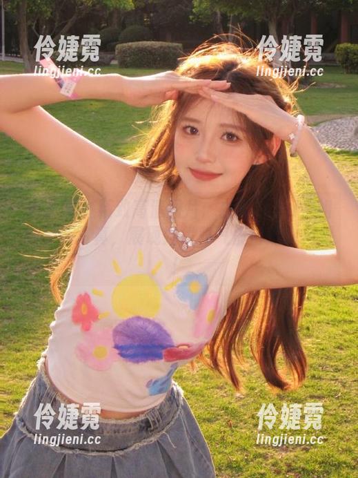 秀人网 - 精致高清图片：白微Sera学姐的最新写真，展现她优雅气质与迷人风采！-伶婕霓