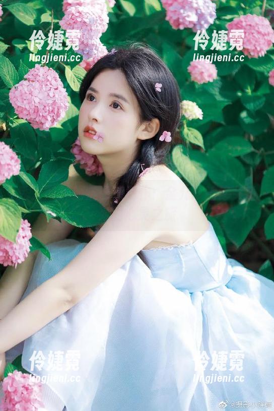 秀人网 - 精选图库新作:金允珍呐修女系列的心灵之旅-伶婕霓 秀人网 - 精选图库新作:金允珍呐修女系列的心灵之旅-伶婕霓