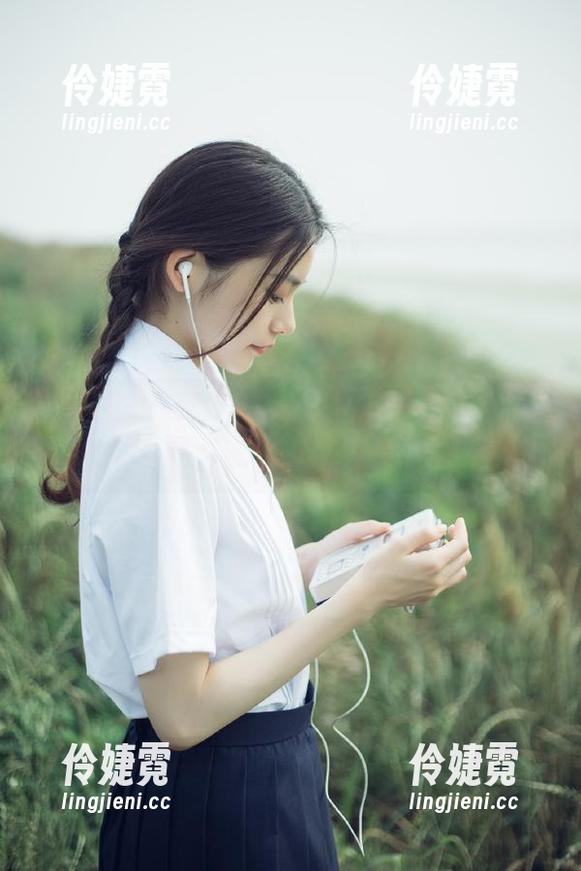 秀人网 - 陈梵妮Fanny温柔系列高清写真合集，唤醒你的细腻感知-伶婕霓