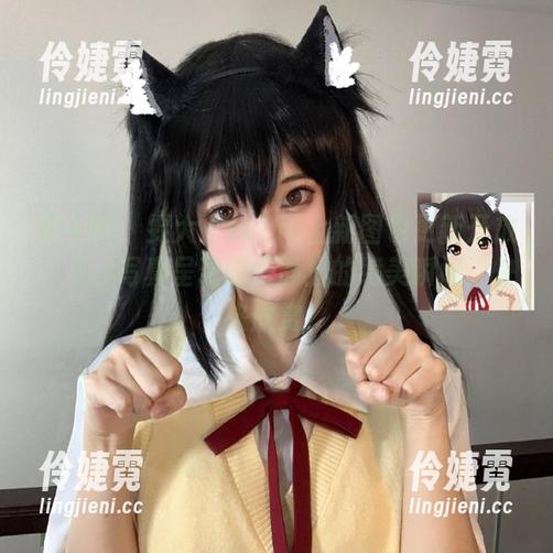 秀人网 - 雯大王susie全新图包更新开放，灰丝写真呈现时间静止的绝美瞬间，快来欣赏！-伶婕霓