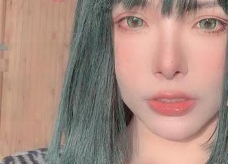 秋和柯基倾心演绎，天台写真作品资源助你捕捉秋日晨曦
