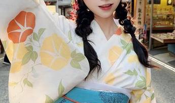 显露绮太郎kitaro内心世界的秘密照片合集，带来最真实的她，感受每一张照片的力量。