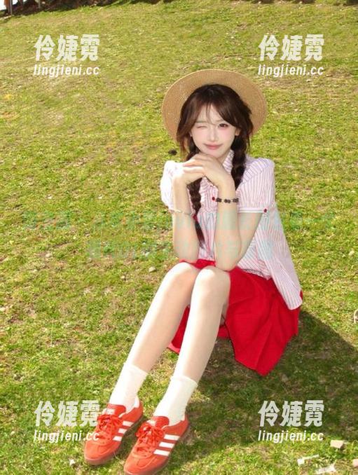 微密圈 - 从羊小雪juvia的舰长图包看一个现代OL的生动图片与原图-伶婕霓 微密圈 - 从羊小雪juvia的舰长图包看一个现代OL的生动图片与原图-伶婕霓