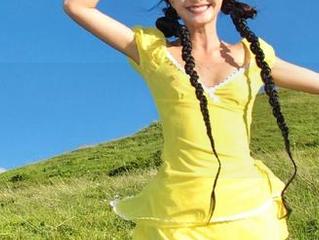 微密圈 - 惊艳你的目光！观看羊小雪juvia520女仆装原图，尽显甜美气息！
