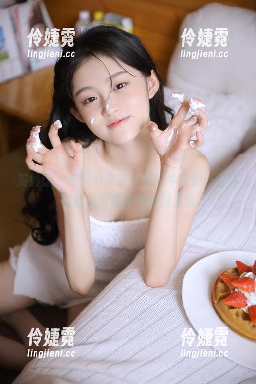 美媛馆 - 高清分享李七喜奶牛主题，让你在视觉与情感中畅游无阻-伶婕霓