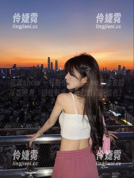 花漾show - 领略小海臀Rena连体衣的高清图包，感受时尚与优雅的完美结合！-伶婕霓