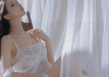 花漾show - 张思允Nice私房写真图集，粉色柔情勾勒出无限可能！
