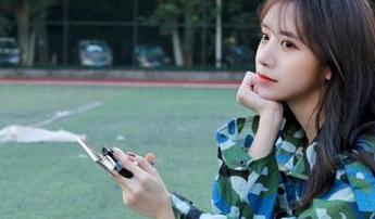 蜜桃社 - 谁能拒绝爱丽莎Lisa的白裙套图，这已然成为了一种负担的作品！
