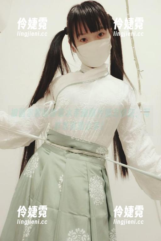 被西尔酱的青草水手服照片魅力俘获，写真集资源分享！-伶婕霓