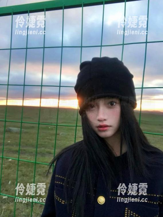 语画界 - 双层魅惑？Miko酱吖原图和图集助你突破无聊生活！-伶婕霓