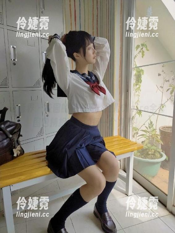 语画界 - 校园的阳光下，允儿Claire全套图包捕捉青春的每一个角落！-伶婕霓