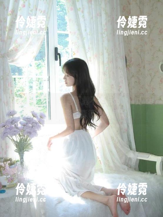 语画界 - 这个图包下载不来后悔，玥儿玥er学姐的精彩写真等你来欣赏！-伶婕霓
