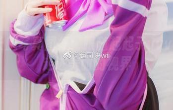 私房长腿写真图集：跟随起起子vvvv一起走进美丽的视界